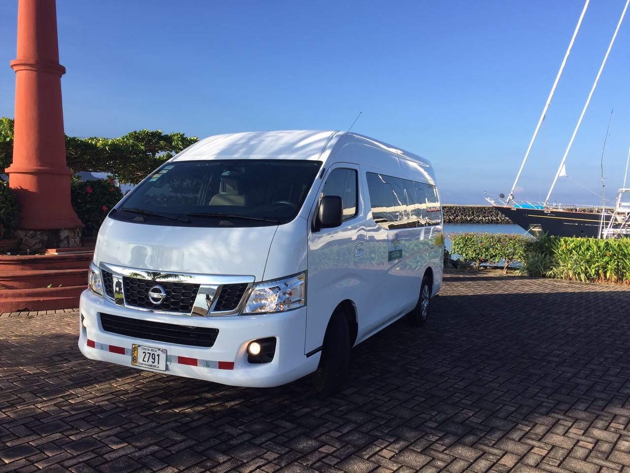 Private transfer & transportation in Costa Rica 2